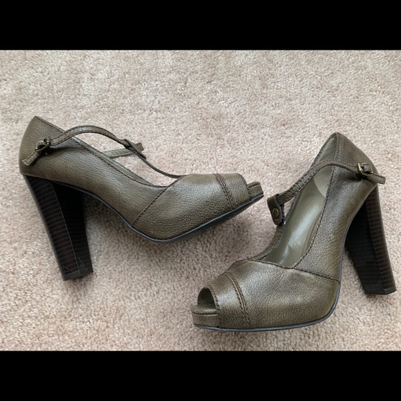 Simply Vera Vera Wang chunky heels size 8 - Picture 3 of 3